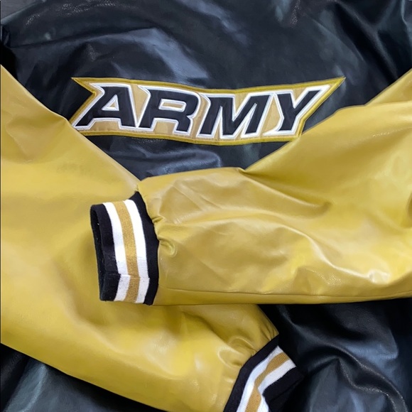 Army jacket - Picture 2 of 3